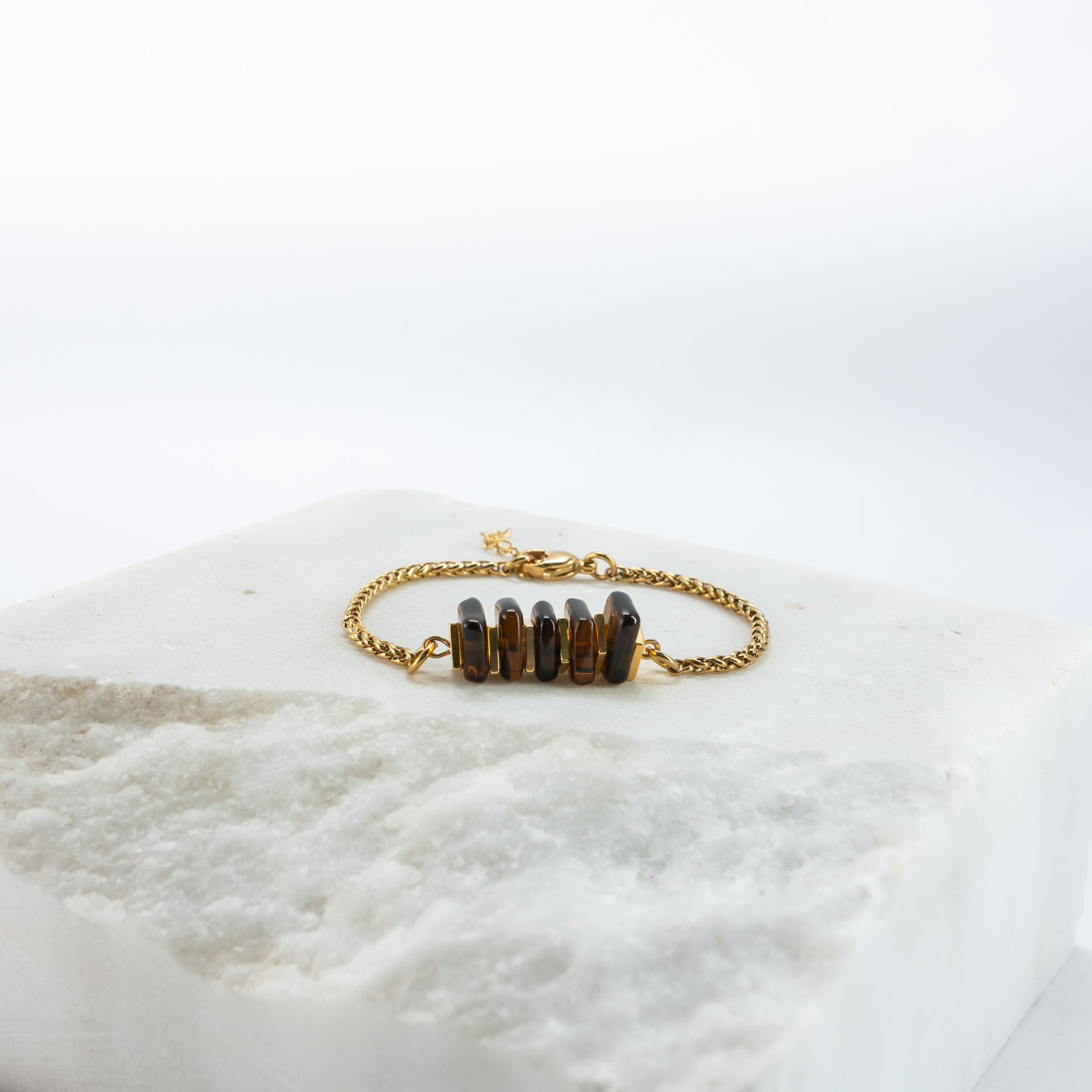 Antilalos wine-olive-green