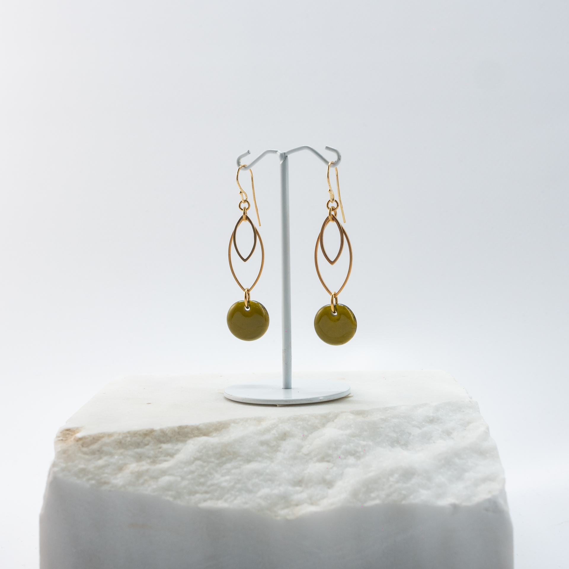 Lotus wine-olive-green