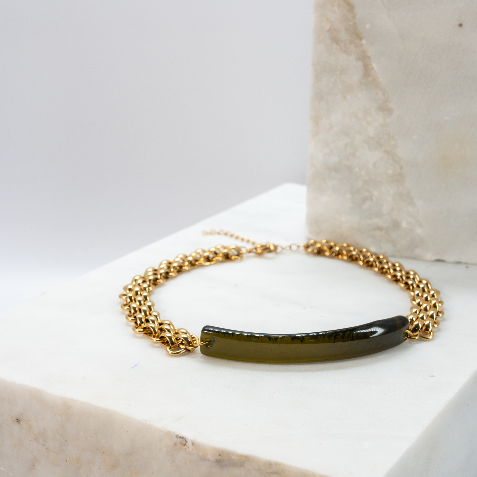 Choker Erotas wine-olive-green