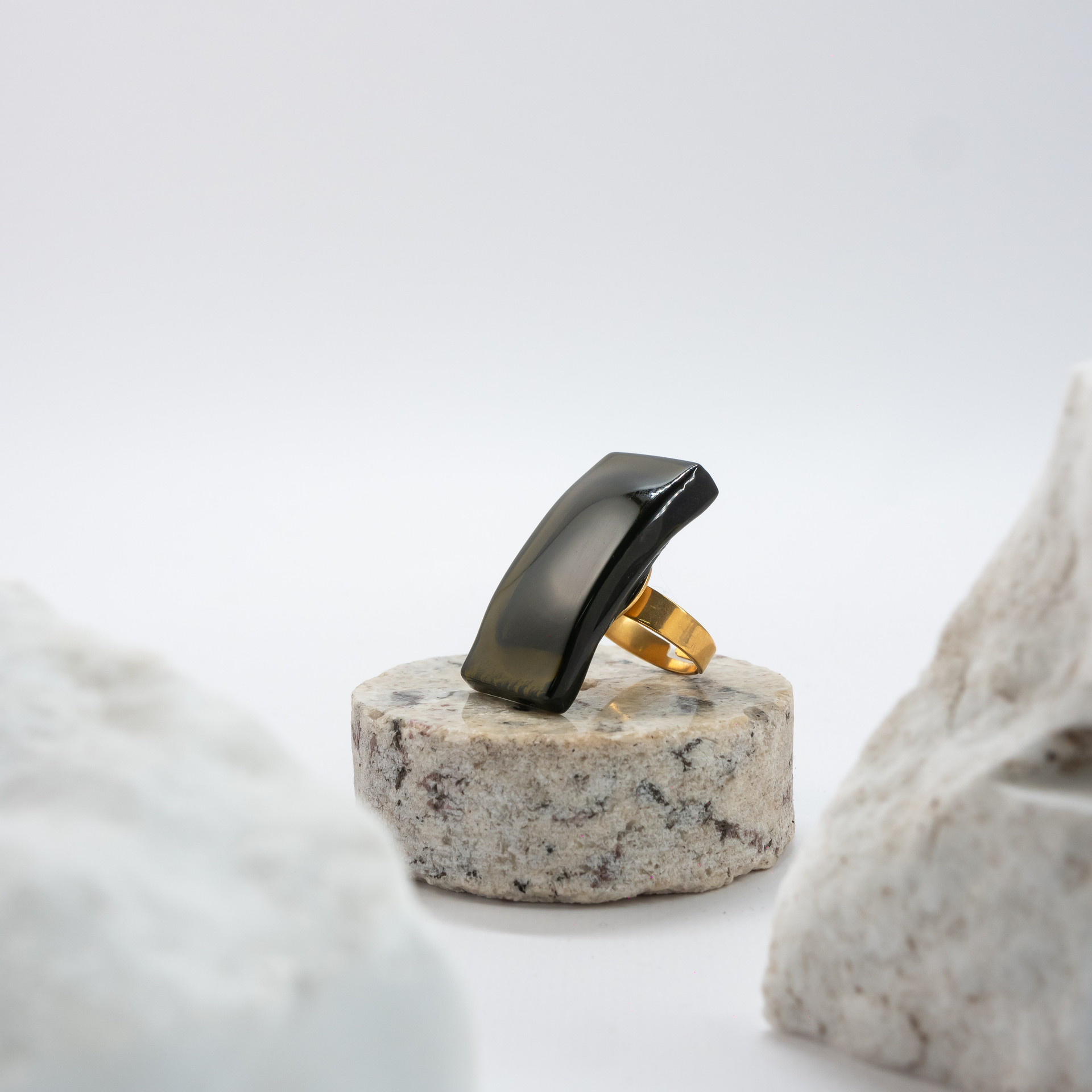 Charybdis wine-olive-green