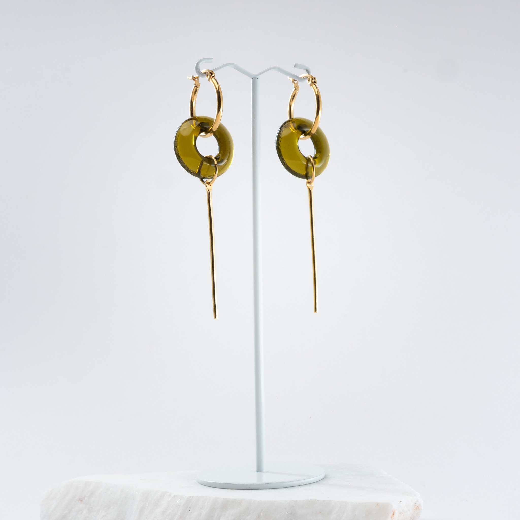 Zoe wine-olive-green-en