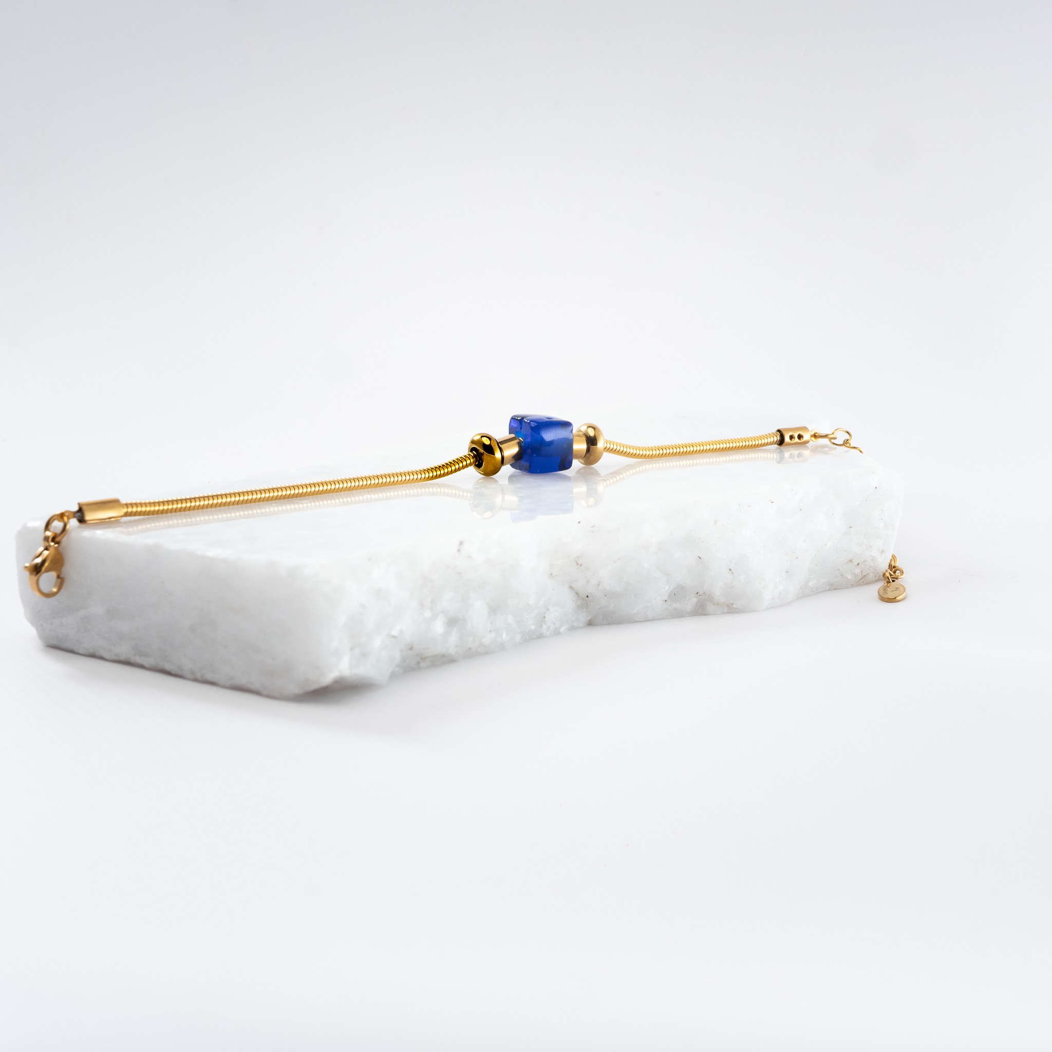 Desmos water-royal-blue-gold