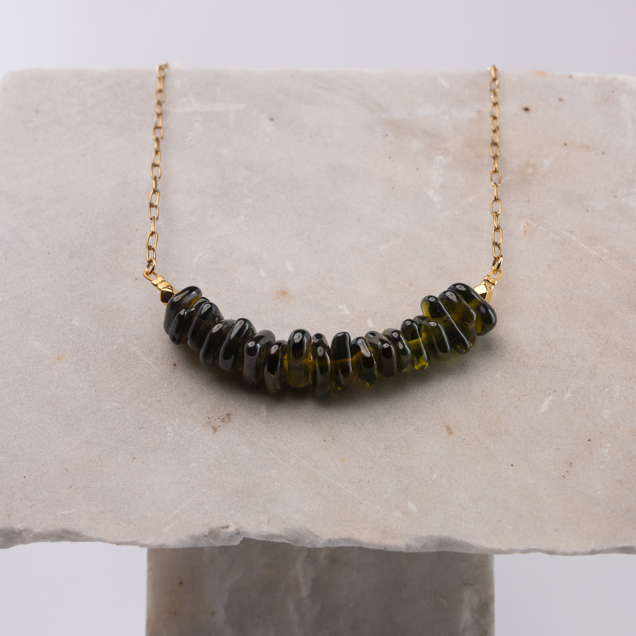 Plegma wine-olive-green