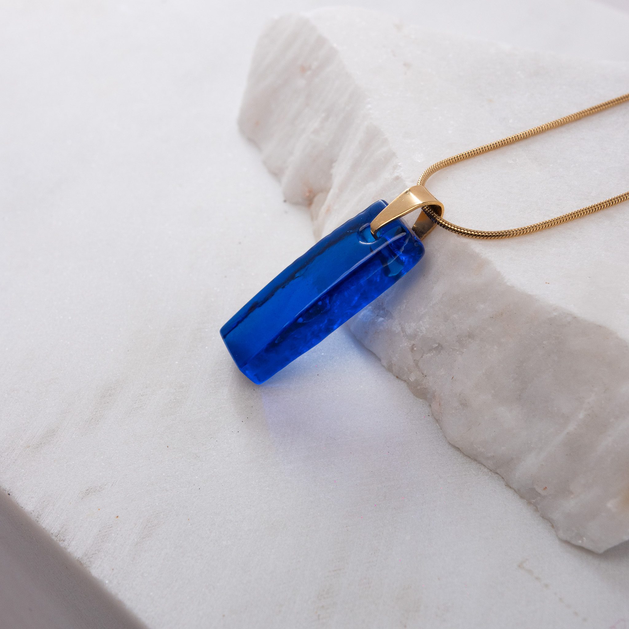 Artemis water-royal-blue-gold