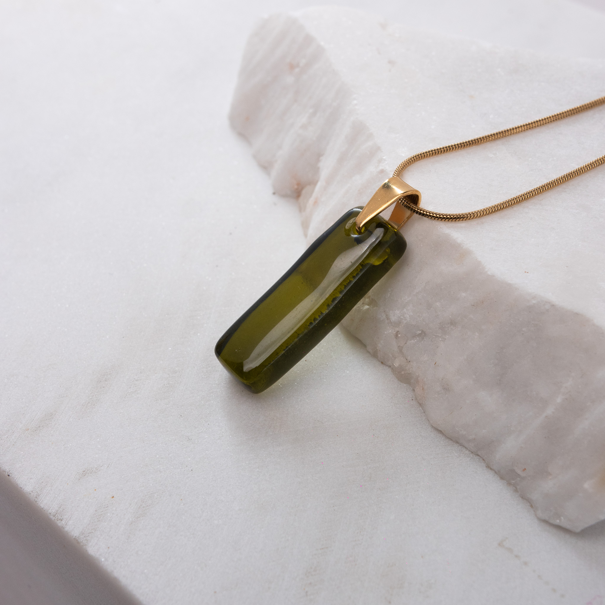 Artemis wine-olive-green